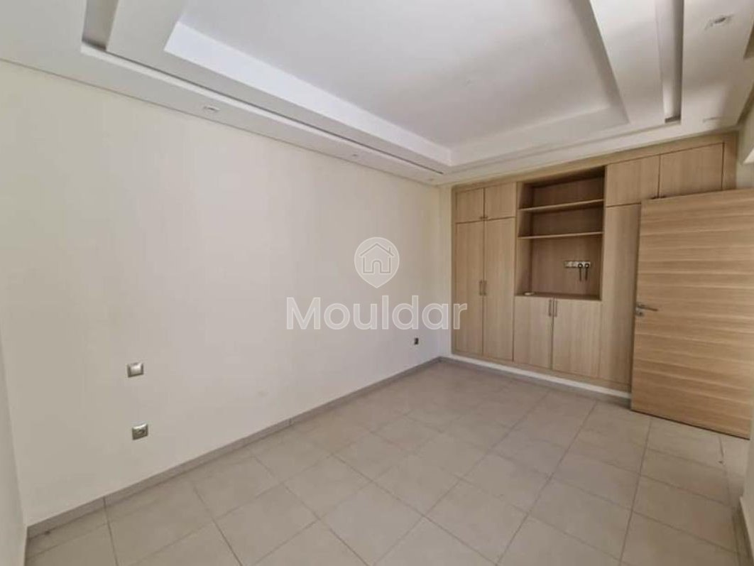 In affitto: Appartamento con 2 camere a Sidi Belyout, Casablanca - Photo 3