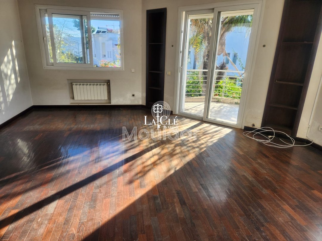 فيلا فاخرة في الدار البيضاء: أناقة وراحة لا تضاهى - Photo 5