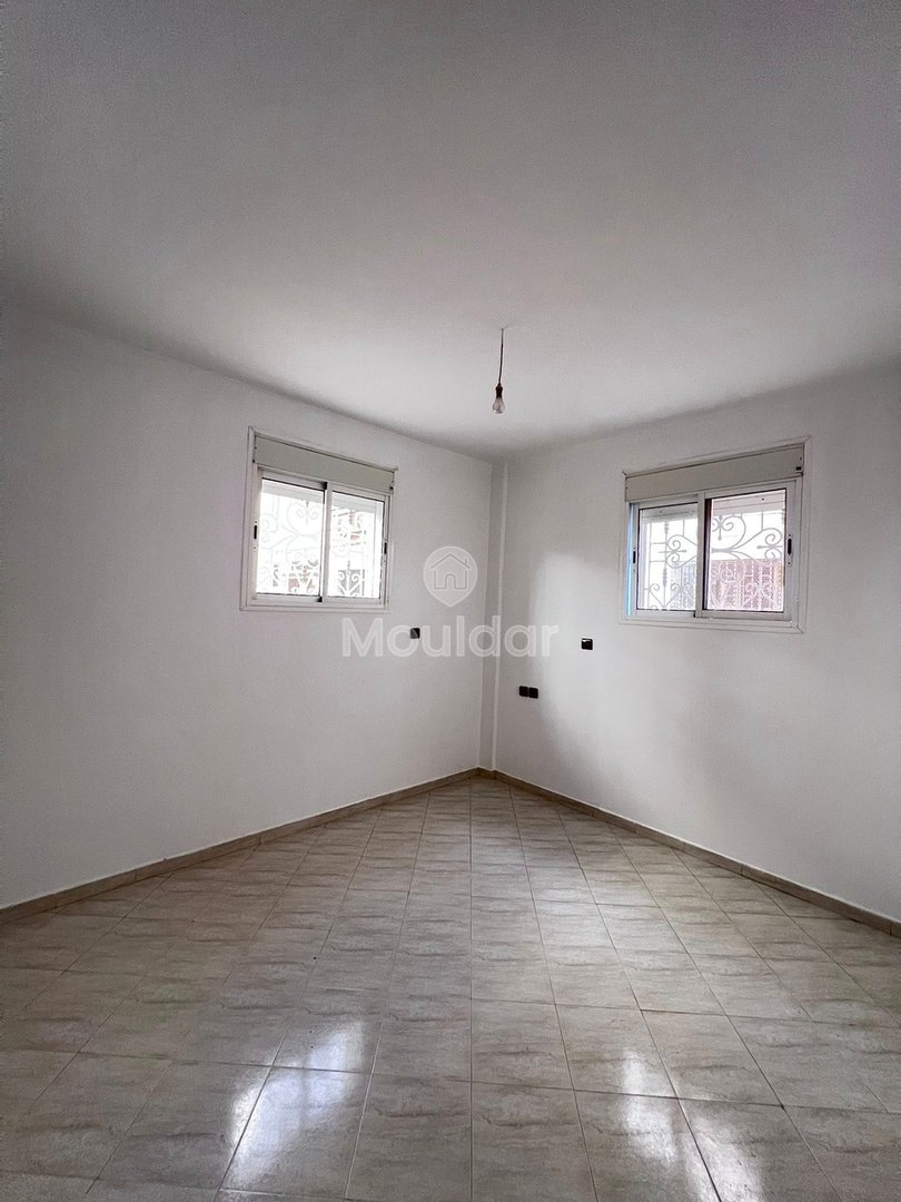 Hay Salam Aileye Ait Kiralık Daire: 2 Oda, Tam Donanımlı Mutfak - Photo 1