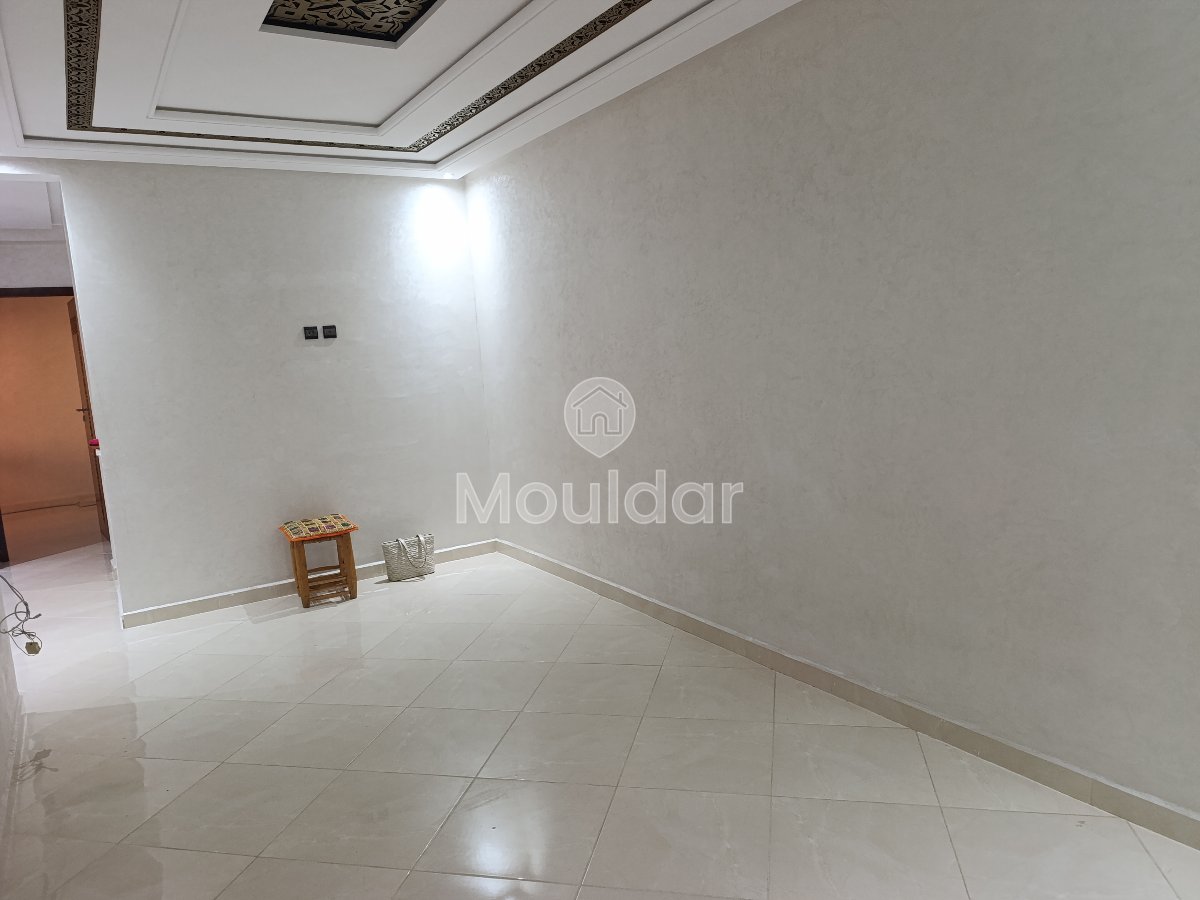 Charmant Appartement 3 Chambres à Vendre à El Haouzia - Photo 3