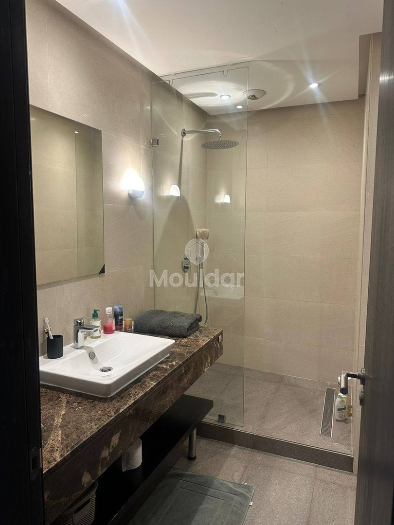 شقة رائعة للايجار بإطلالة على البحر، عين دياب - Photo 7