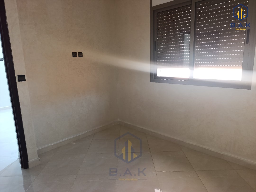 Charmant Appartement 3 Chambres à Vendre à El Haouzia - Photo 6