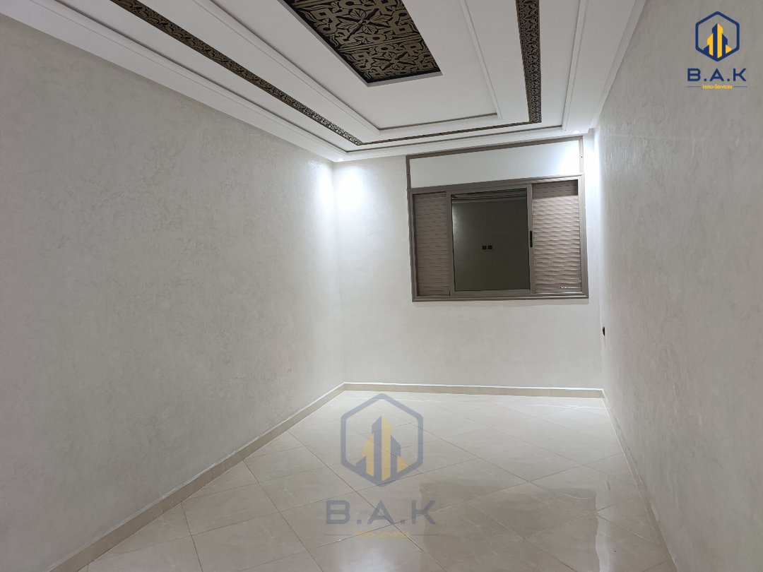 Charmant Appartement 3 Chambres à Vendre à El Haouzia - Photo 2