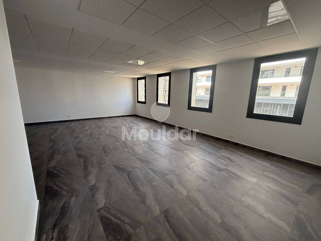 مكتب للإيجار في مدينة الدار البيضاء المالية - 96م²، مواقف سيارات مشمولة - Photo 2