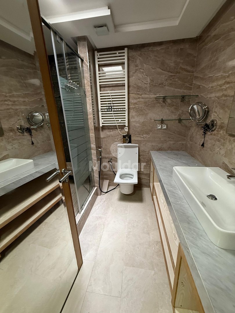 فيلا حديثة للإيجار في دار بوعزة: الراحة والأمان - Photo 19