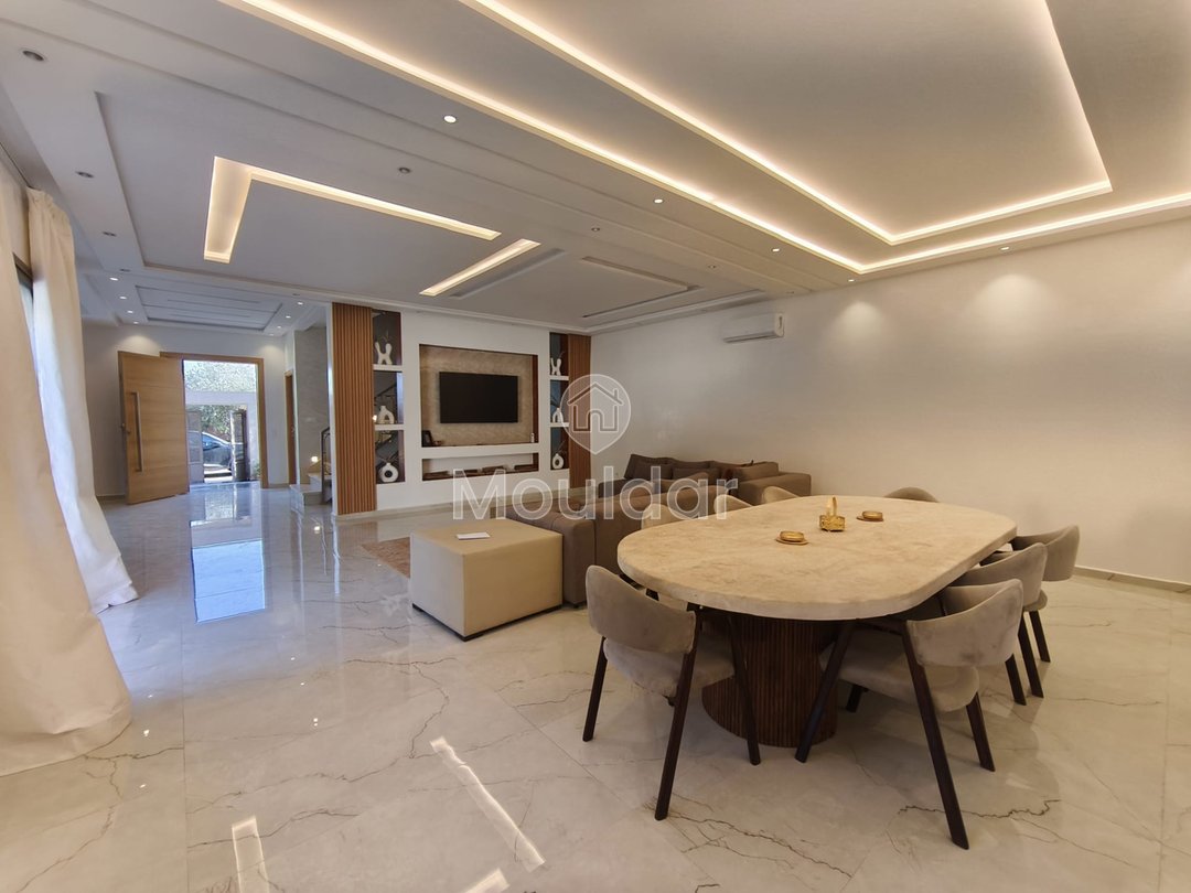 Villa de Luxe à Marrakech : 5 Chambres, Piscine et Sécurité - Photo 2