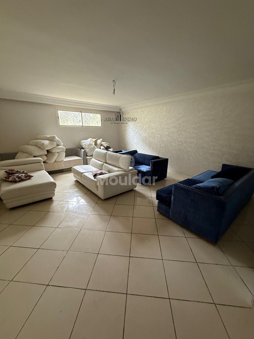 فيلا حديثة للإيجار في دار بوعزة: الراحة والأمان - Photo 1