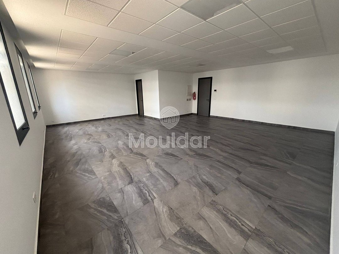 مكتب للإيجار في مدينة الدار البيضاء المالية - 96م²، مواقف سيارات مشمولة - Photo 3