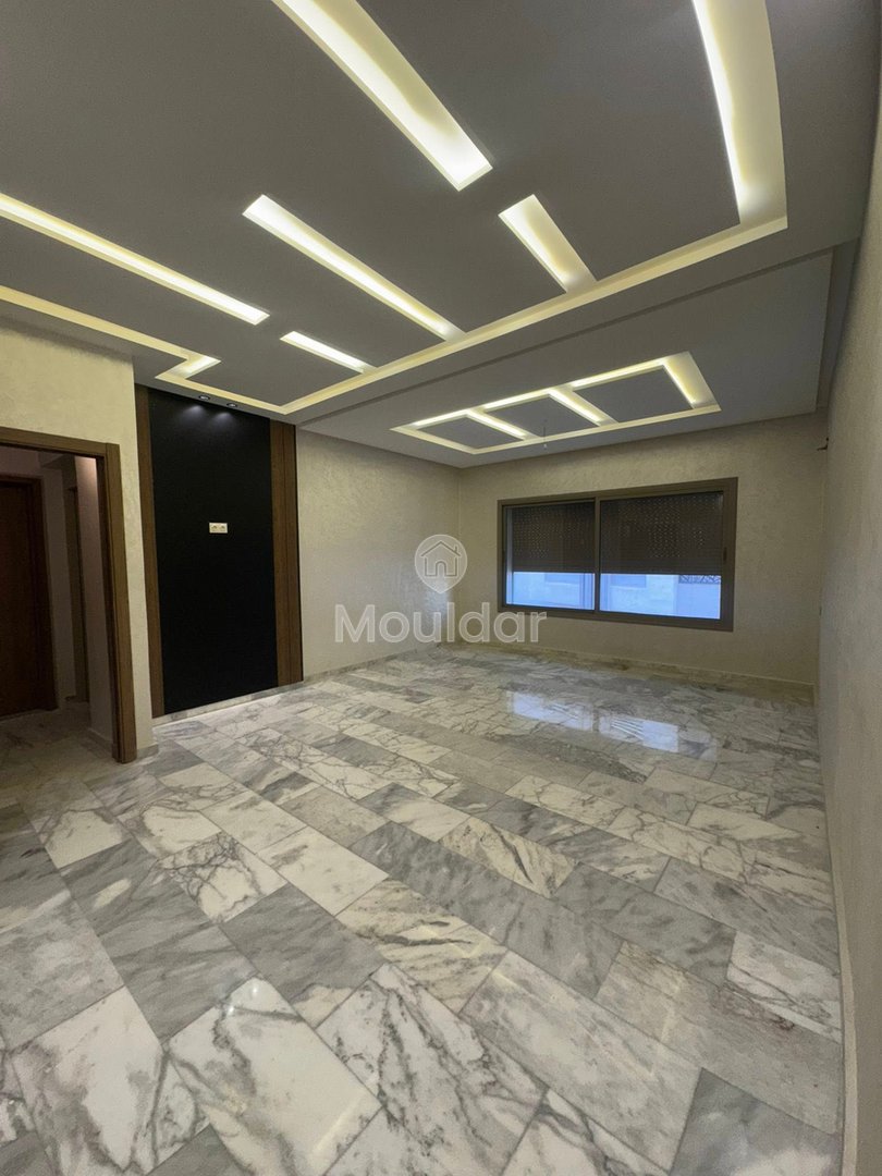 Encantador Apartamento 3 Hab, En Pleno Centro de Fez con Balcón y Parking - Photo 4