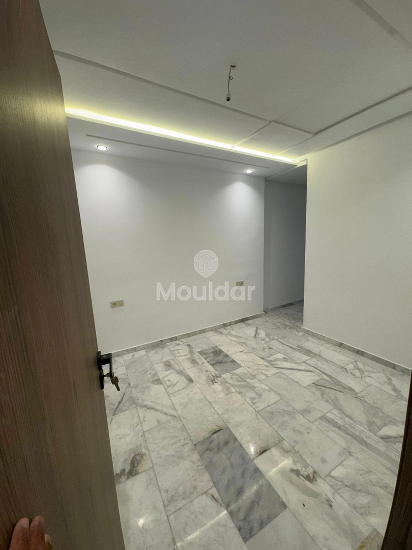 Encantador Apartamento 3 Hab, En Pleno Centro de Fez con Balcón y Parking - Photo 8