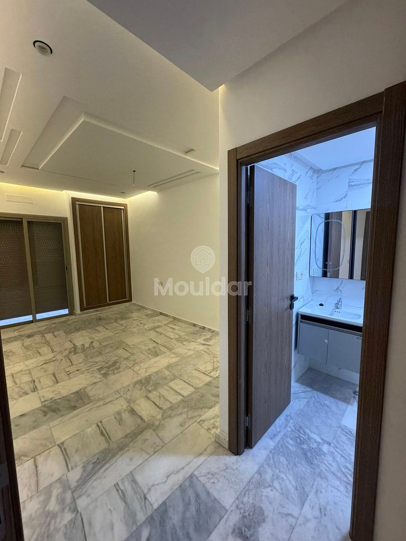 Encantador Apartamento 3 Hab, En Pleno Centro de Fez con Balcón y Parking - Photo 11