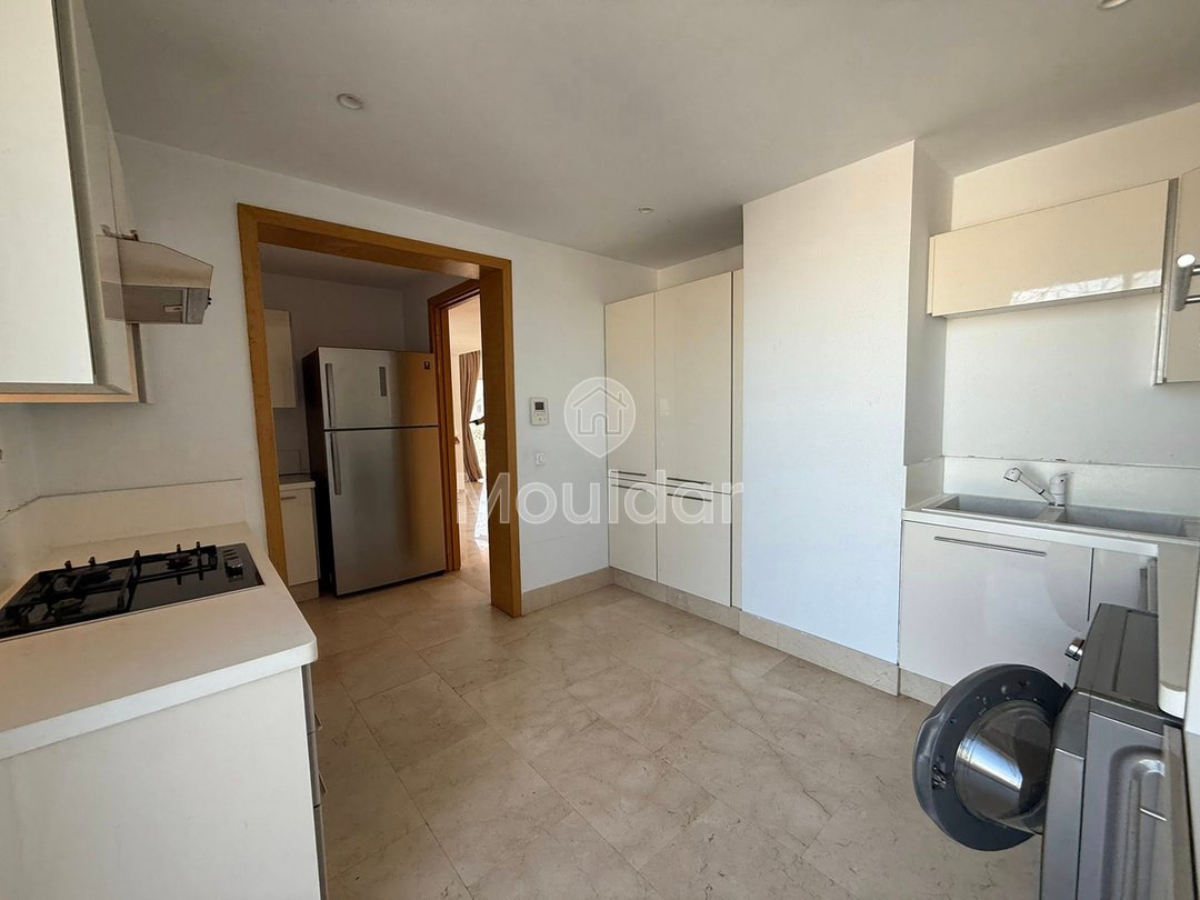 بنتهاوس فاخر في الدار البيضاء: راحة وأناقة للإيجار - Photo 11