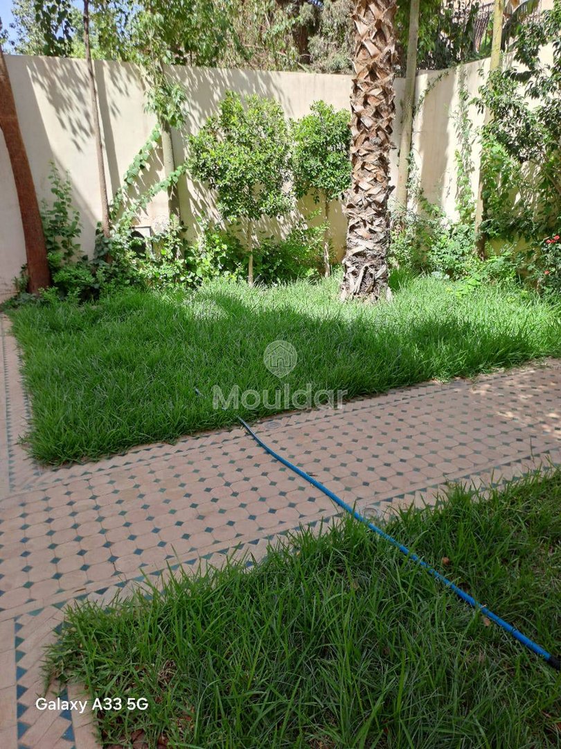 Marrakeş'te Lüks Villa: 5 yatak odası, bahçe ve teras - Photo 10