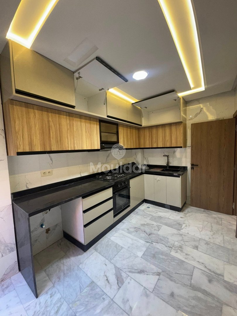 Encantador Apartamento 3 Hab, En Pleno Centro de Fez con Balcón y Parking - Photo 13