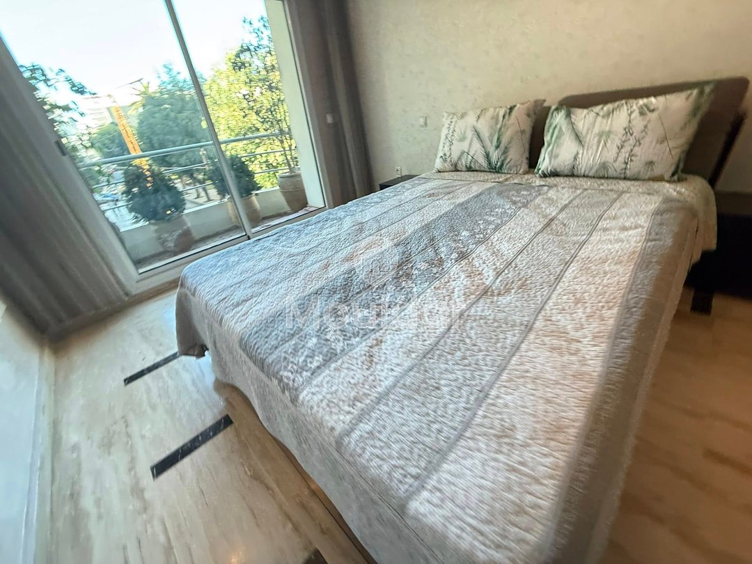 Superb 3-Bedroom Apartment for Sale in Casablanca - Racine - Photo 5