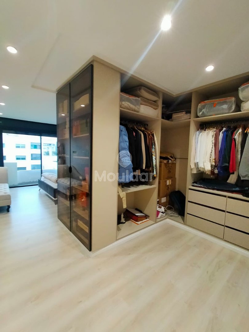 For Sale: Spacious 4-Bedroom Apartment in the Heart of Casablanca - Photo 5