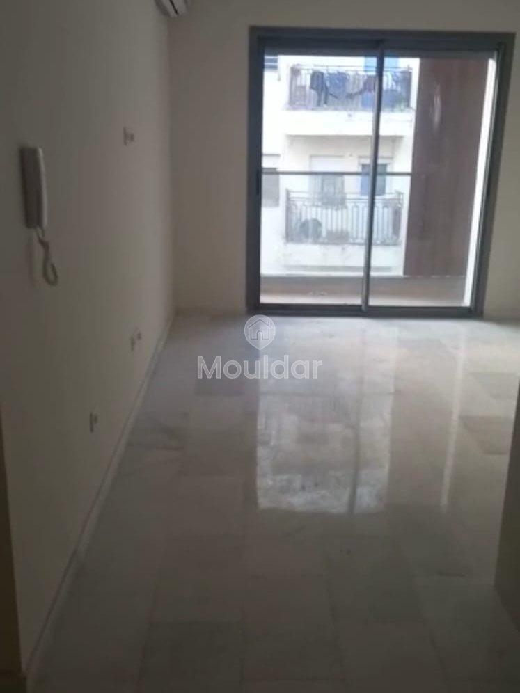 Charmant studio te huur in Casablanca met balkon en lift - Photo 2