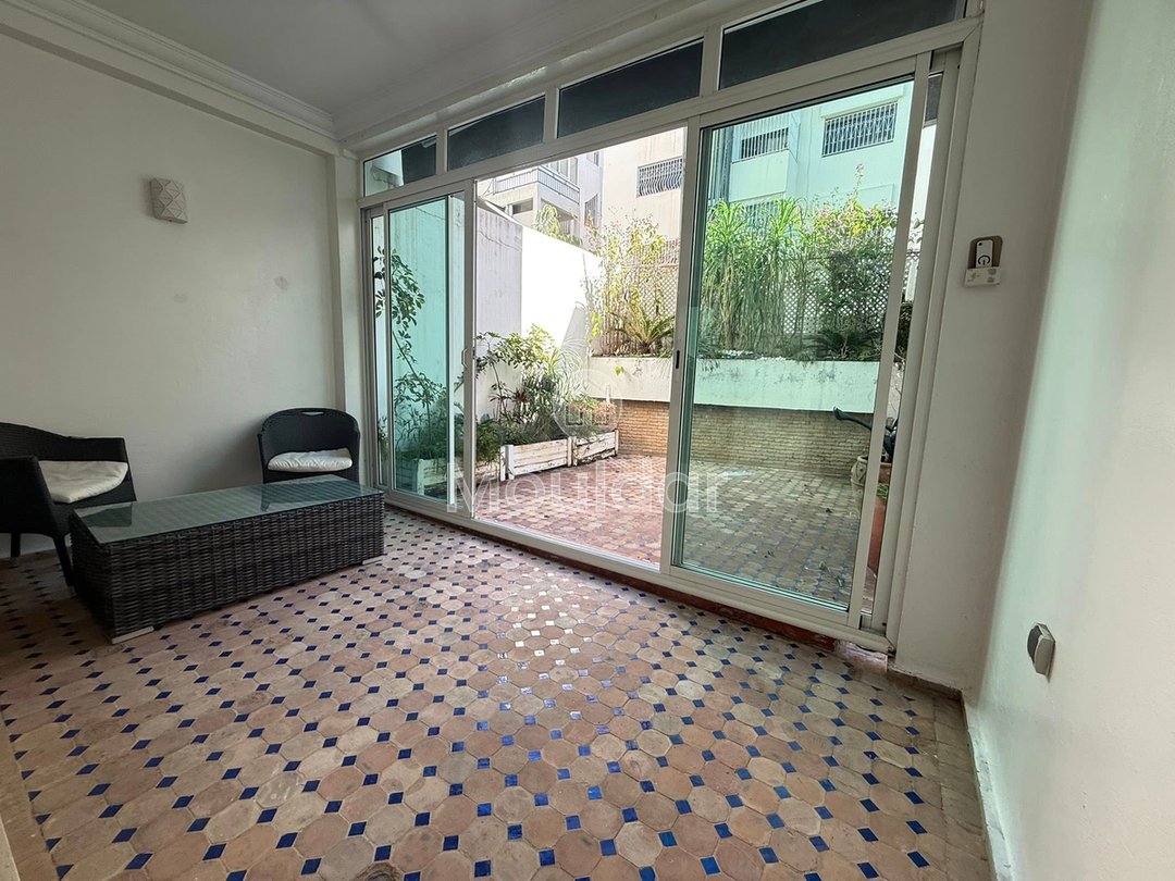 Superb 3-Bedroom Apartment for Sale in Casablanca - Racine - Photo 6