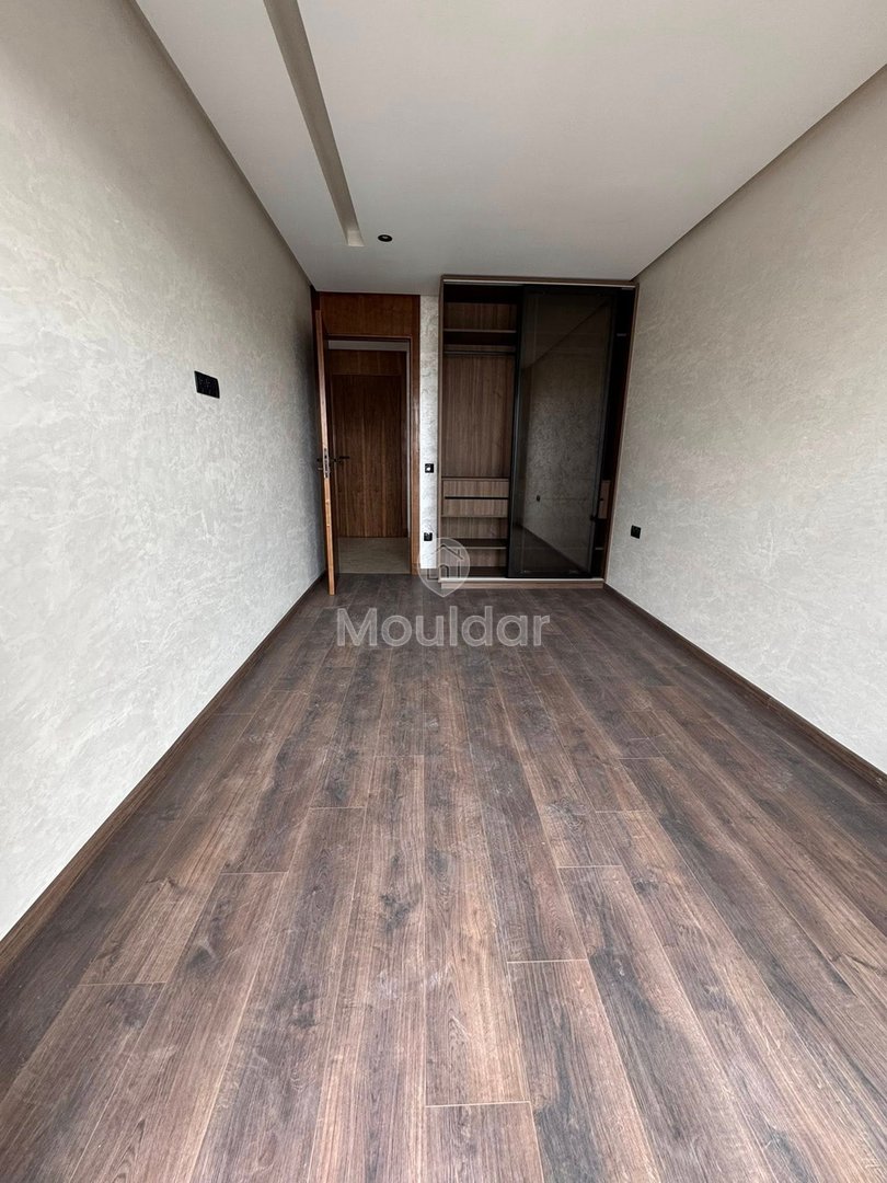 Studio à Louer à Casablanca avec Terrasse et Ascenseur - Photo 3