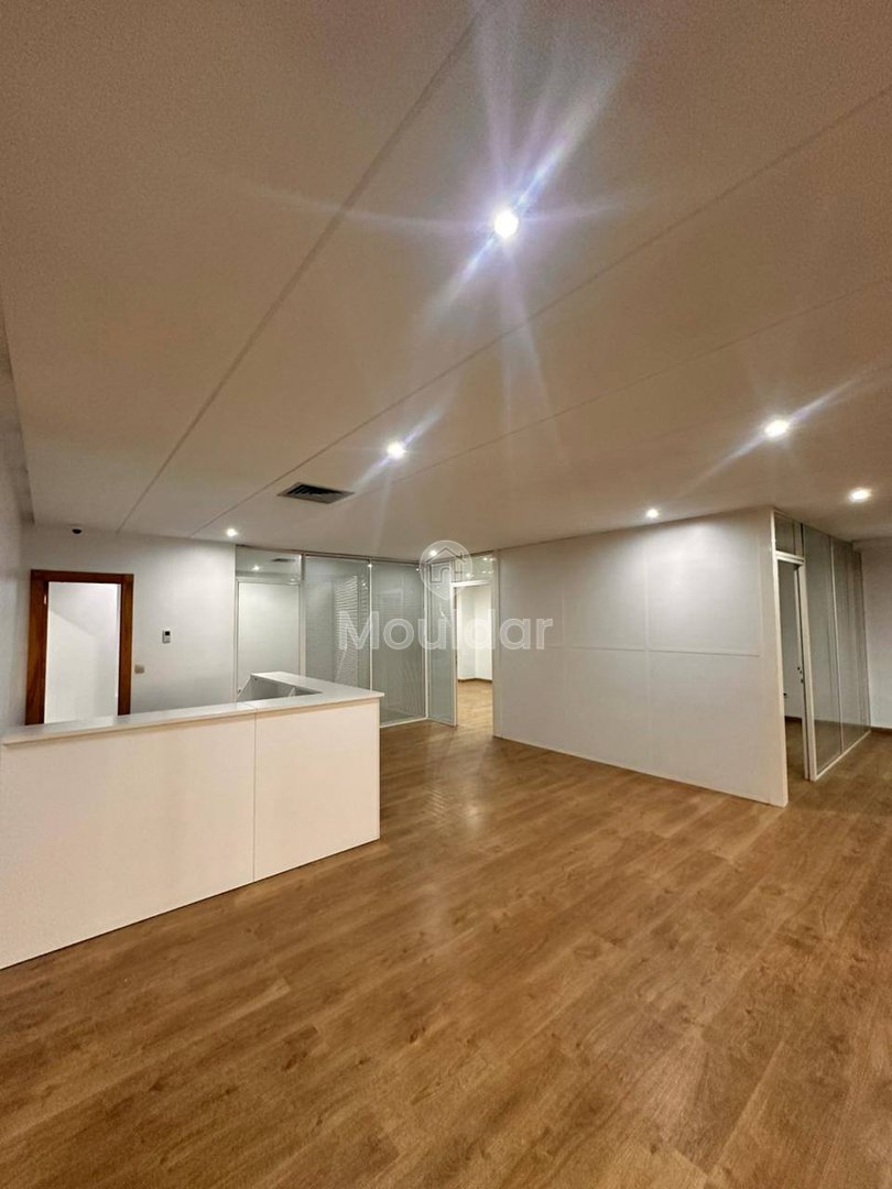 مكتب للإيجار: مساحات عصرية في الدار البيضاء، 165 م² - Photo 5