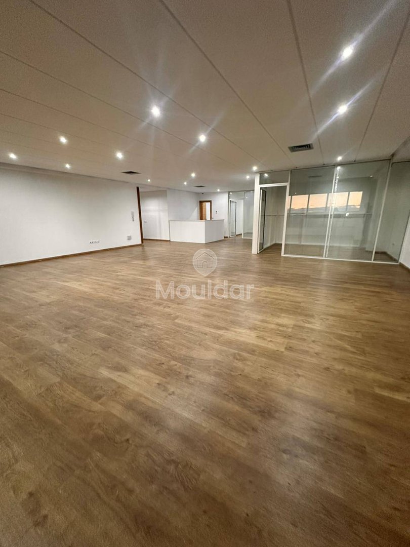 مكتب للإيجار: مساحات عصرية في الدار البيضاء، 165 م² - Photo 2