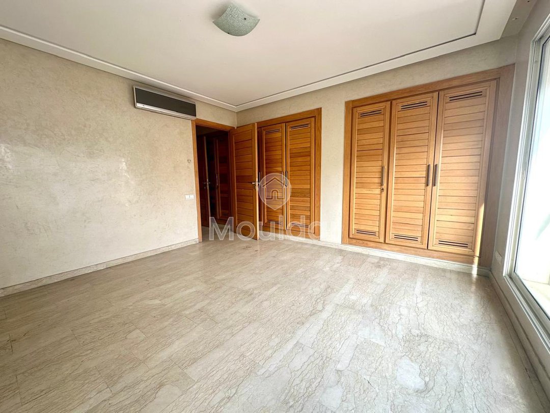Modern 3 Bedroom Apartment for Sale in Casablanca - Racine - Photo 1