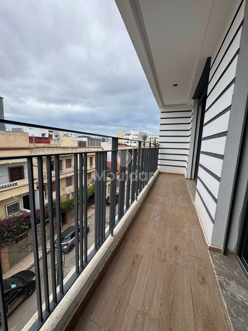 Studio à Louer à Casablanca avec Terrasse et Ascenseur - Photo 6