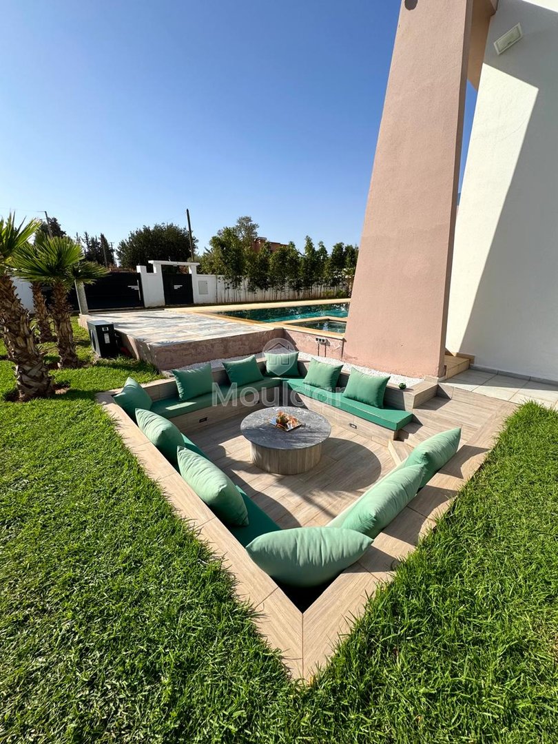 فيلا فاخرة في مراكش: 5 غرف، حديقة ومسبح - Photo 3