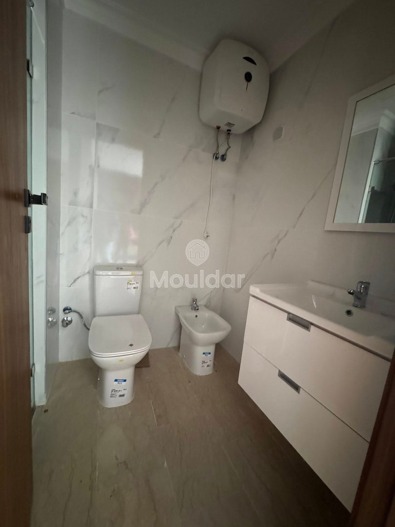 Studio à Louer à Casablanca avec Terrasse et Ascenseur - Photo 8