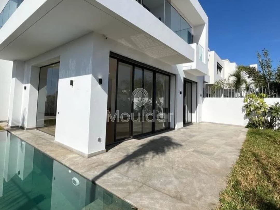 Luxusvilla zur Miete in Ain Diab, Casablanca - Photo 1