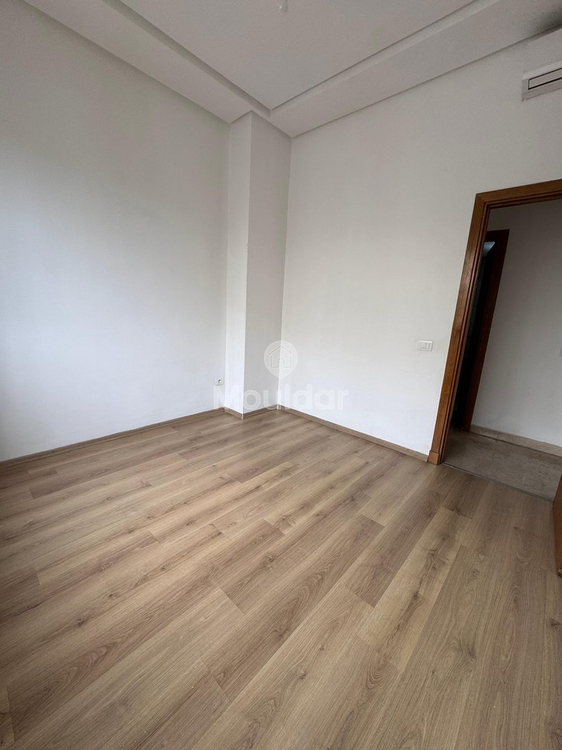 شقة للإيجار في الدار البيضاء: مساحة وراحة ووسائل الراحة - Photo 6