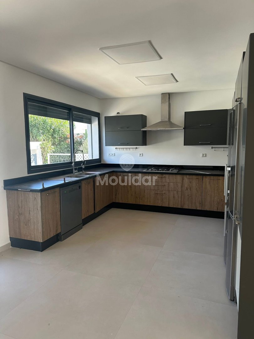 Villa Spacieuse à Dar Bouazza : Élegance et Confort - Photo 11