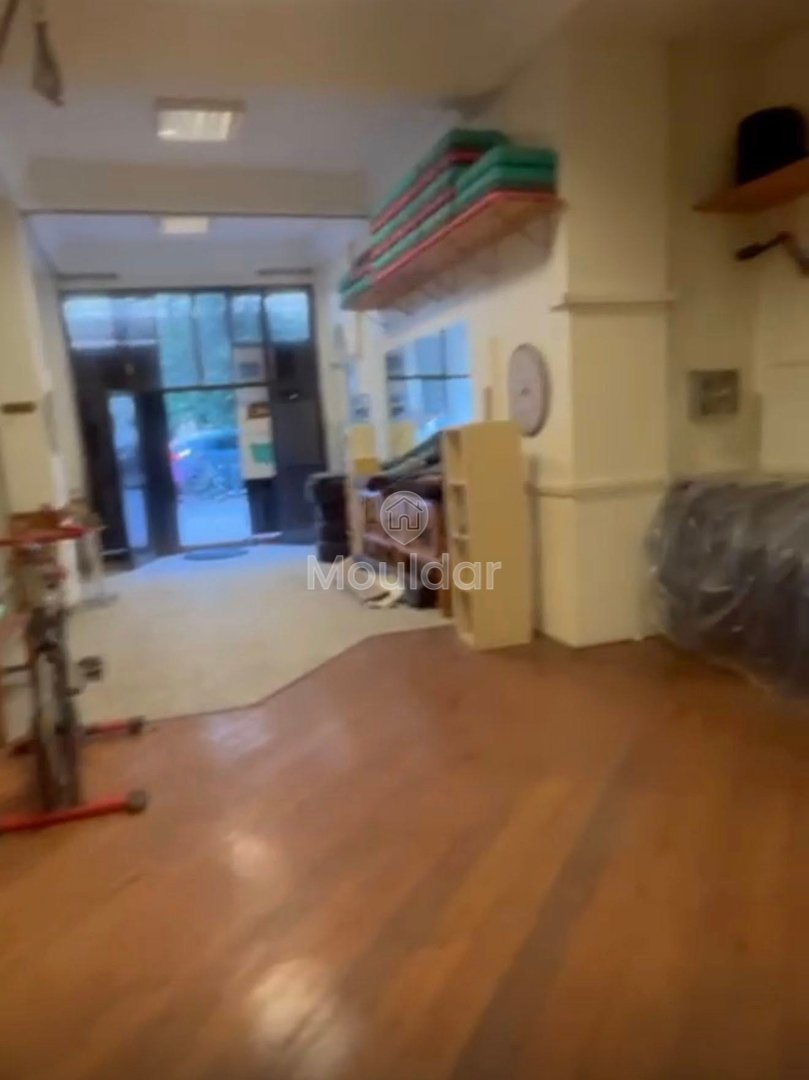 Ocazie unică: spațiu comercial de vânzare în Casablanca - Photo 3