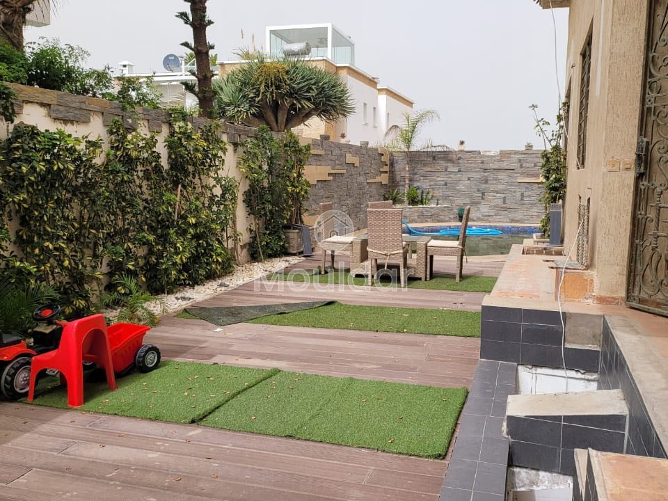 Villa à vendre à Dar Bouazza : Un rêve avec piscine - Photo 16