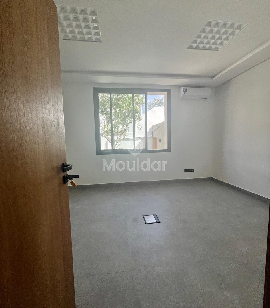 Villa de Lujo en Alquiler en Casablanca - Elegancia en el Corazón de El Manar - Photo 3