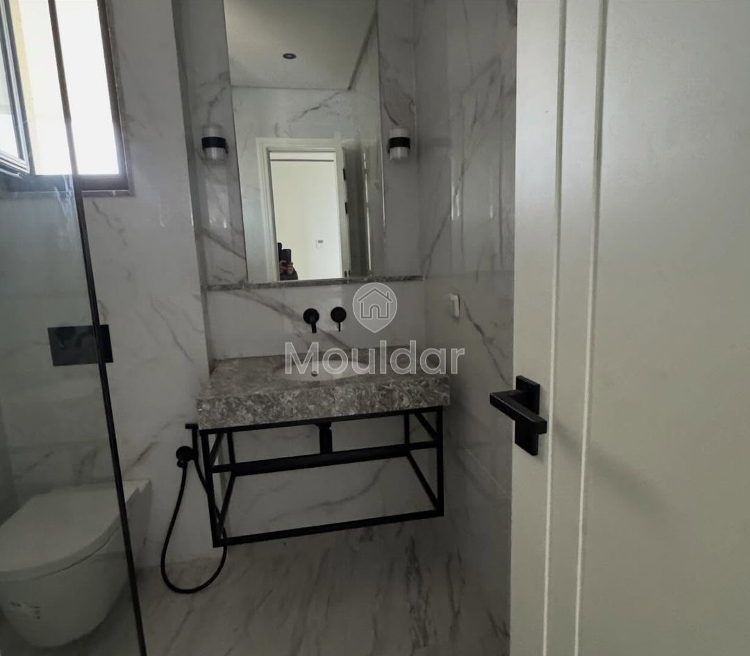 Aïn Diab'da Kiralık 3 Yatak Odalı Klimalı Daire - Photo 7