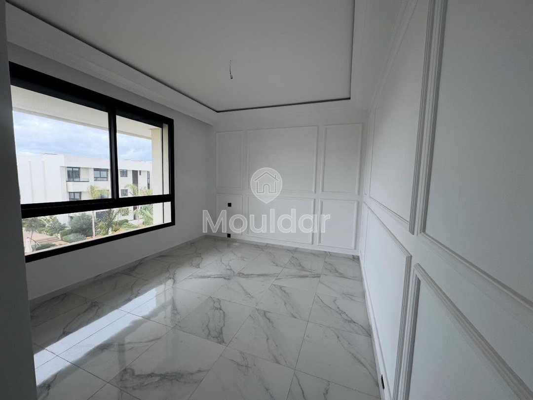 شقق فاخرة في عين دياب: الراحة والأمان - Photo 4