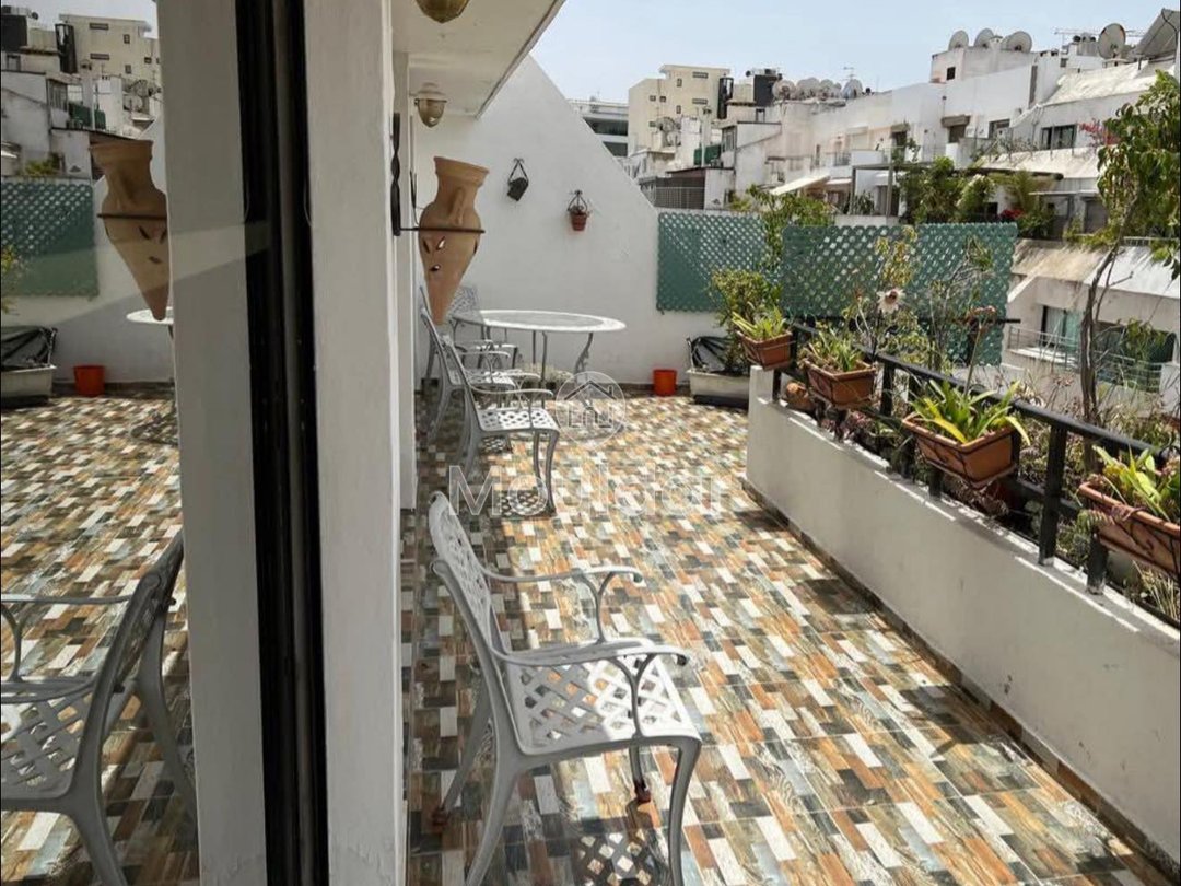 Nowoczesne mieszkanie typu duplex w Casablance: 5 pokoi i przestronne tarasy - Photo 7