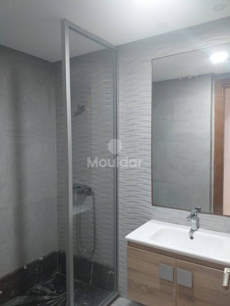 للايجار: شقة 3 غرف نوم مع شرفة في دار بوعزة - Photo 10