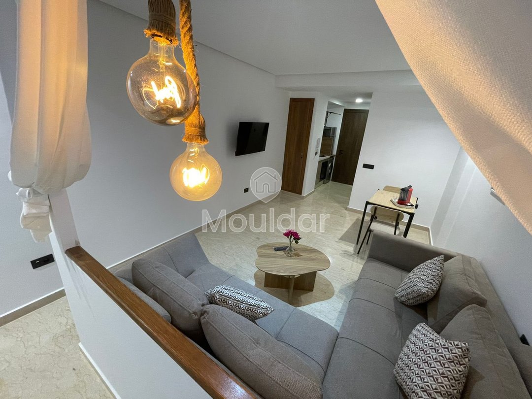 Bourgogne'da teraslı ve klima ile kiralık mobilyalı stüdyo - Photo 3