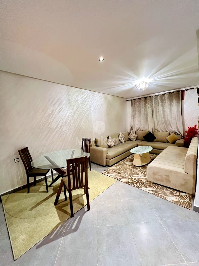 الهروب إلى طنجة: شقة 3 غرف نوم، مكيفة، مجهزة - Photo 1