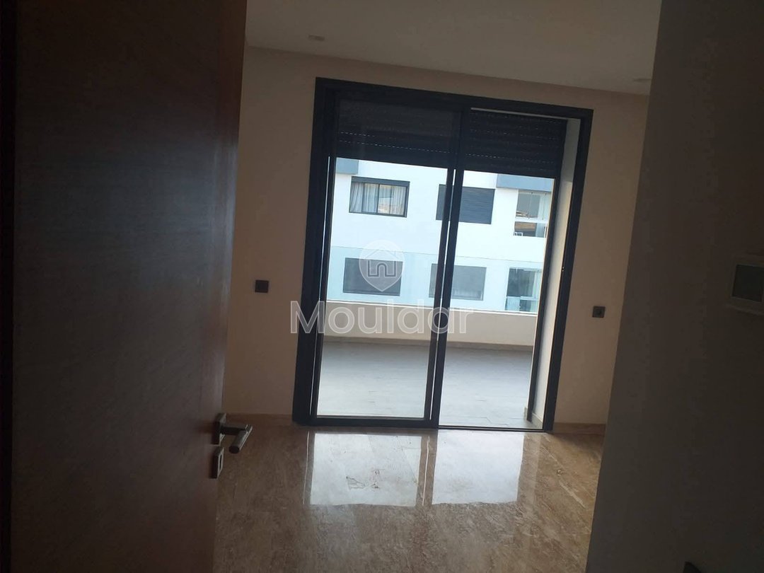 للايجار: شقة 3 غرف نوم مع شرفة في دار بوعزة - Photo 6