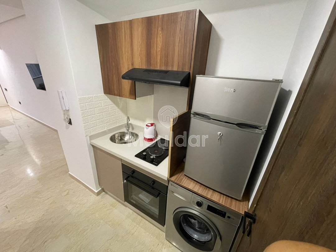 Bourgogne'da teraslı ve klima ile kiralık mobilyalı stüdyo - Photo 13