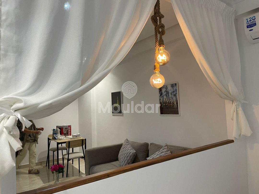 Bourgogne'da teraslı ve klima ile kiralık mobilyalı stüdyo - Photo 4