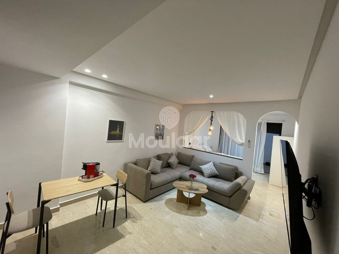 Bourgogne'da teraslı ve klima ile kiralık mobilyalı stüdyo - Photo 1