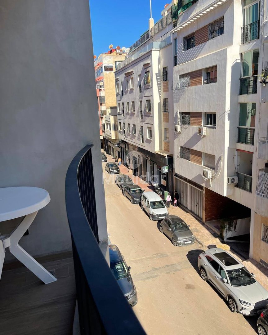 استوديو للإيجار في الدار البيضاء: راحة مع شرفة ومرآب - Photo 5