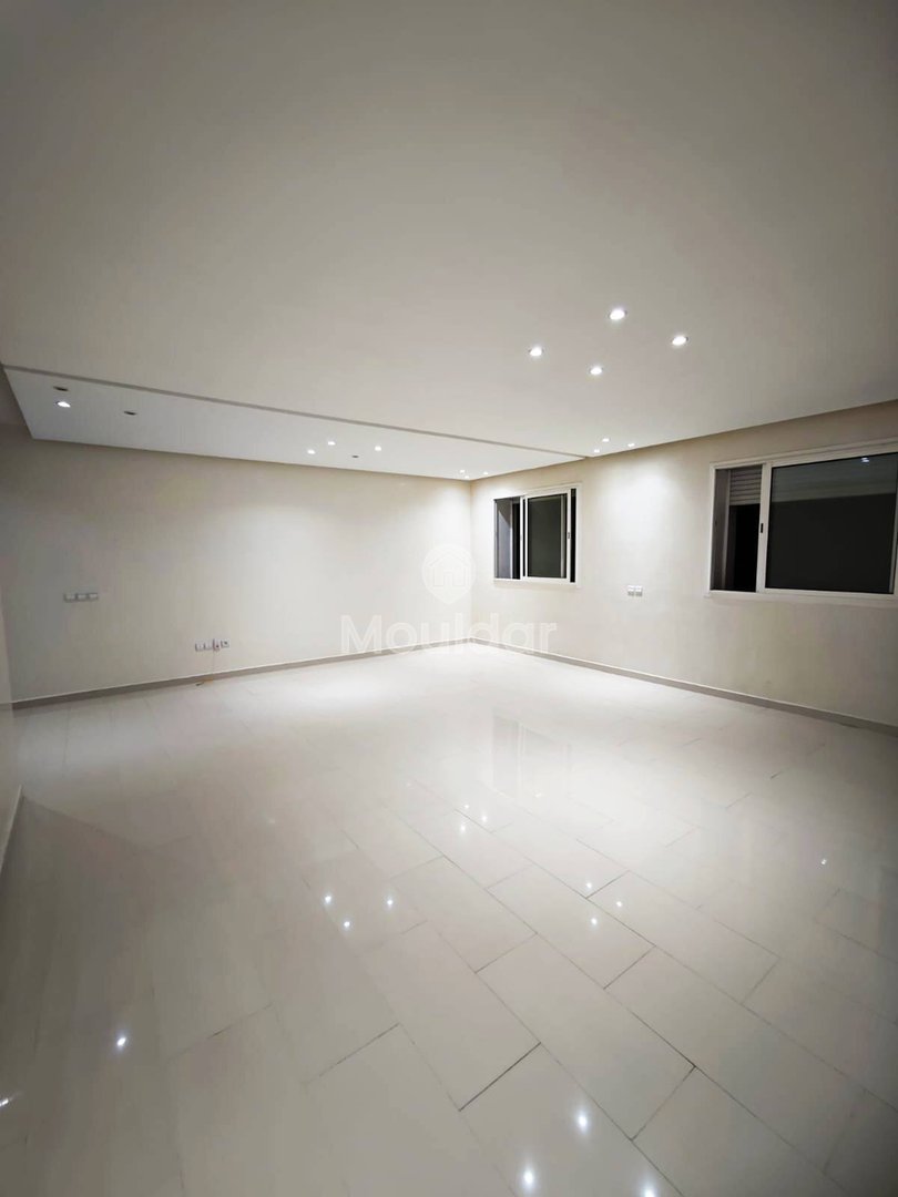 Wohnung 3 Z. zu Vermieten: Balkon und Ausgestattete Küche in Kenitra - Photo 3