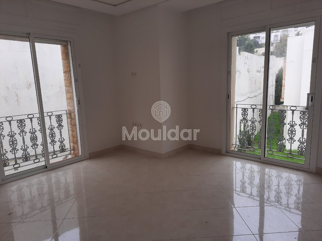 Geräumige Wohnung zu vermieten in Jbel Kbir, Tanger - Photo 2