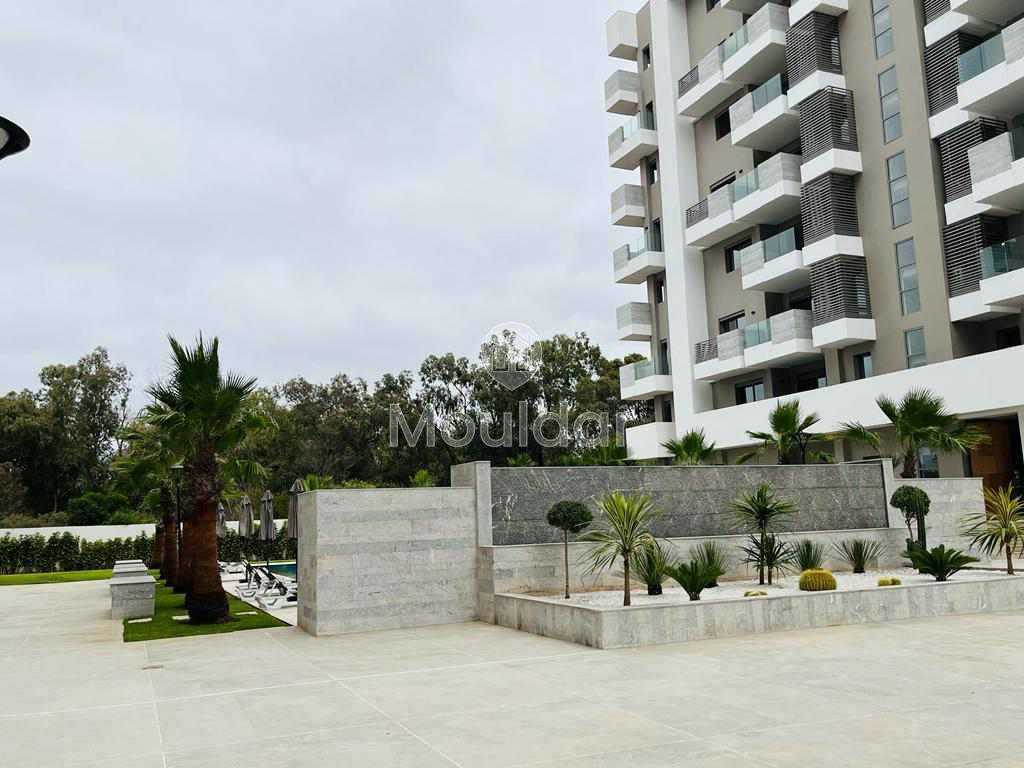 شقة جميلة للإيجار في الدار البيضاء مع شرفة وحمام سباحة - Photo 12