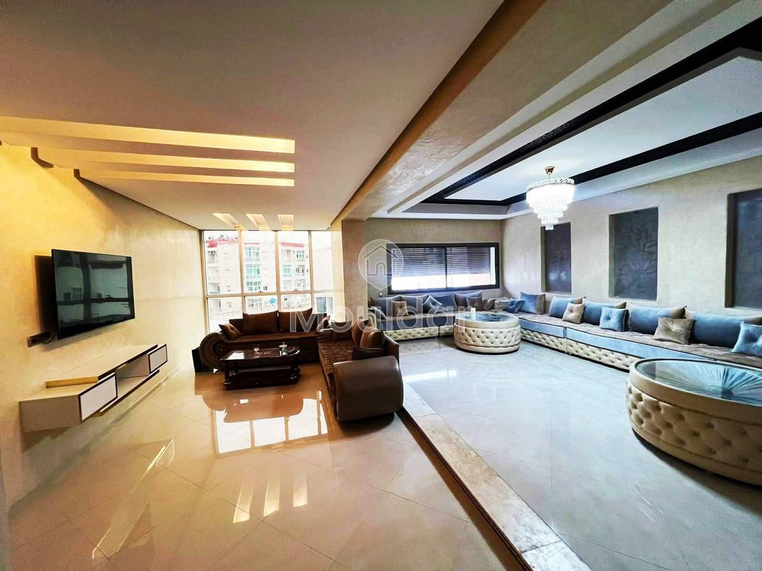 Kénitra'da kiralık geniş daire: 180 m² balkonlu - Photo 1